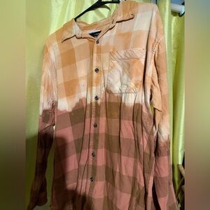 Magell bleached flannel women size large excellent condition